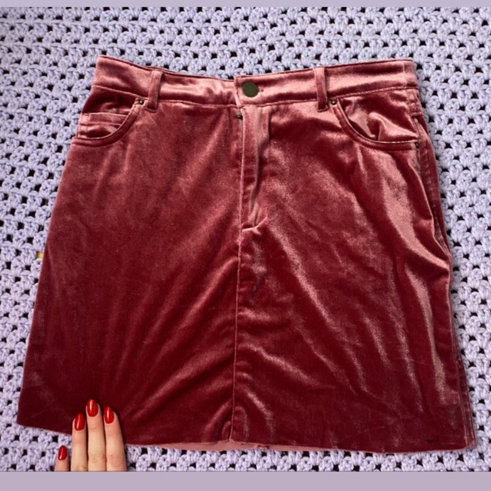 Forever 21 Velvet skirt